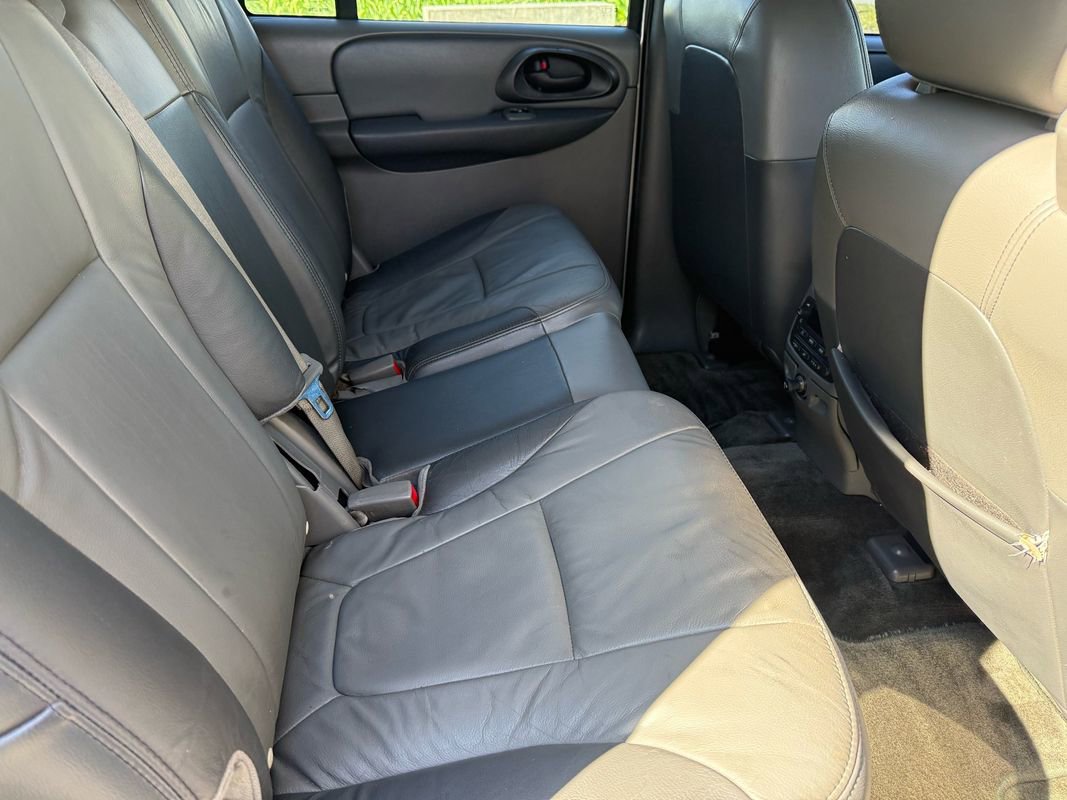 Used 2004 Chevrolet TrailBlazer LT w/ LT Preferred Equipment Group image 33