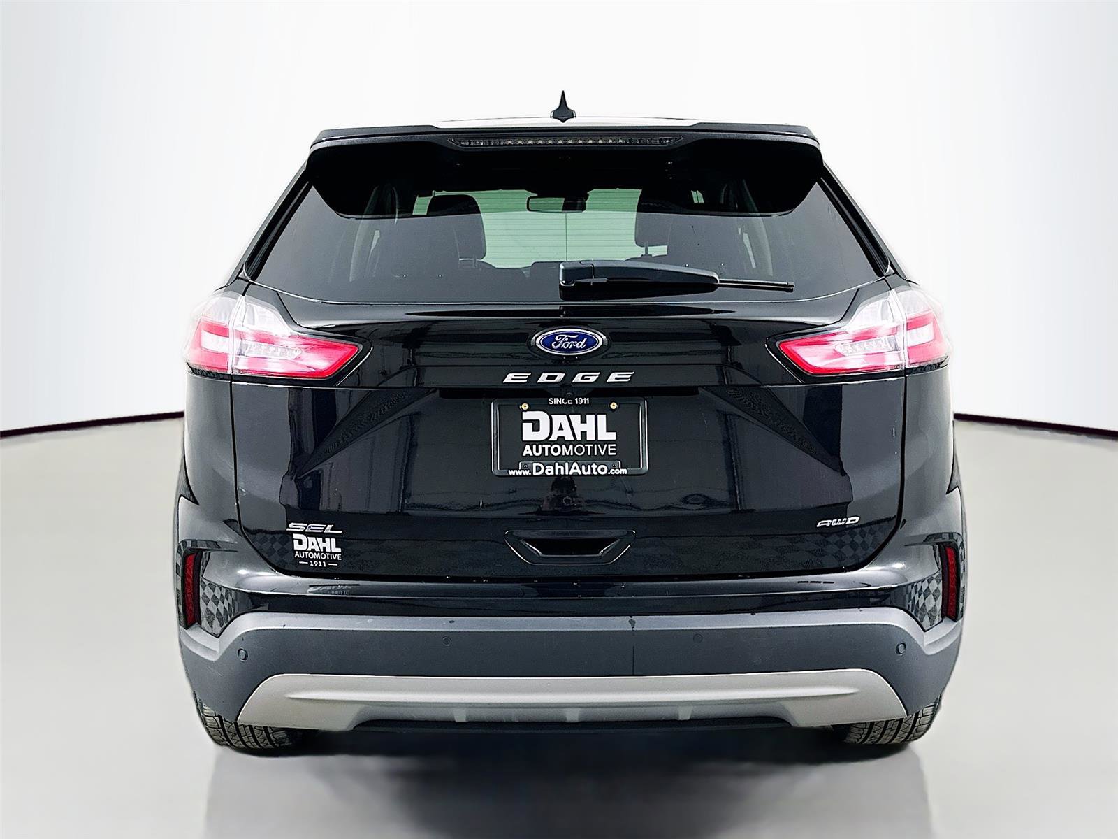 Used 2024 Ford Edge SEL w/ Convenience Package image 6