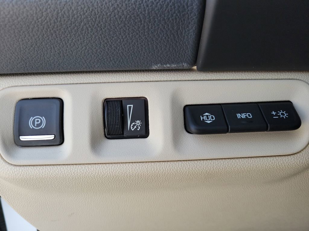 Certified 2023 GMC Acadia Denali AWD/4WD image 23