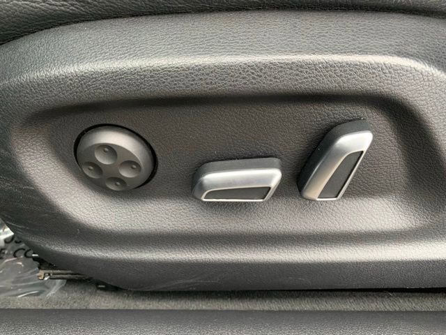 Used 2018 Audi Q3 2.0T Premium Plus w/ Premium Plus Package image 14