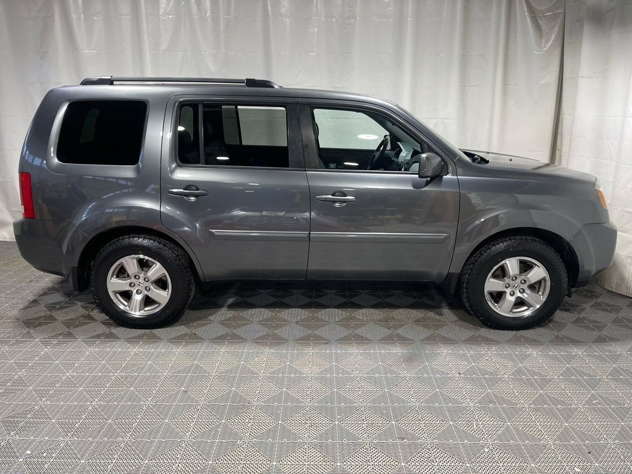 Used 2011 Honda Pilot EX-L image 9