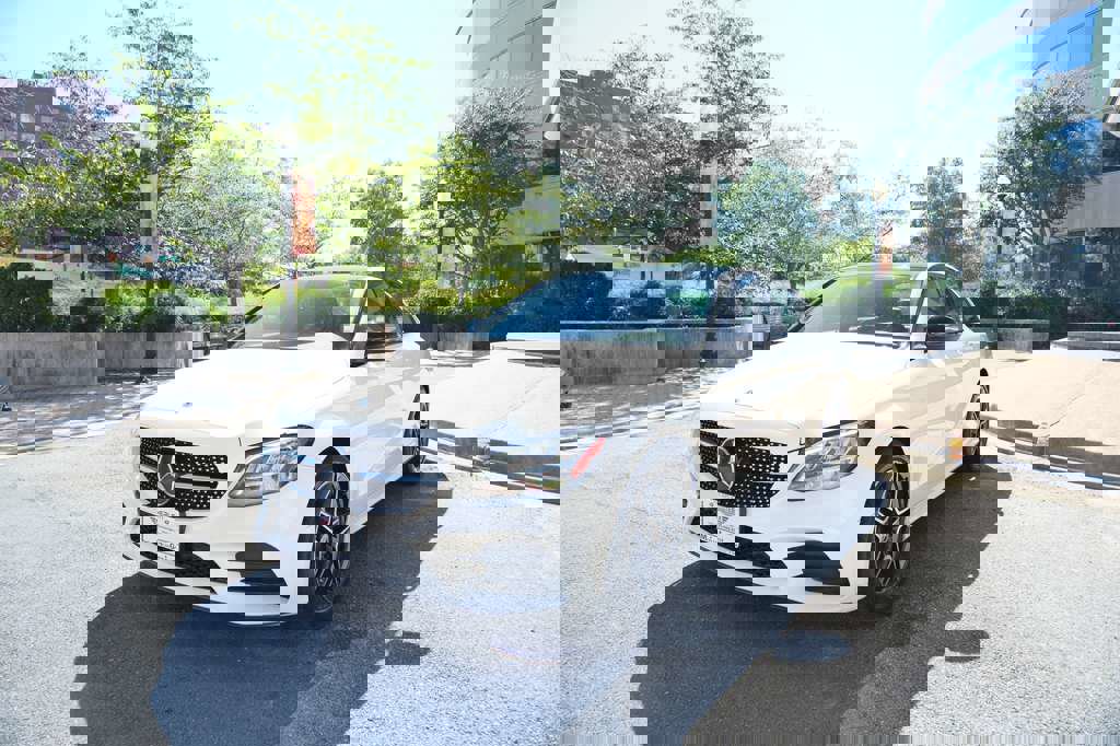 Used 2021 Mercedes-Benz C 300 4MATIC Sedan w/ AMG Line image 4