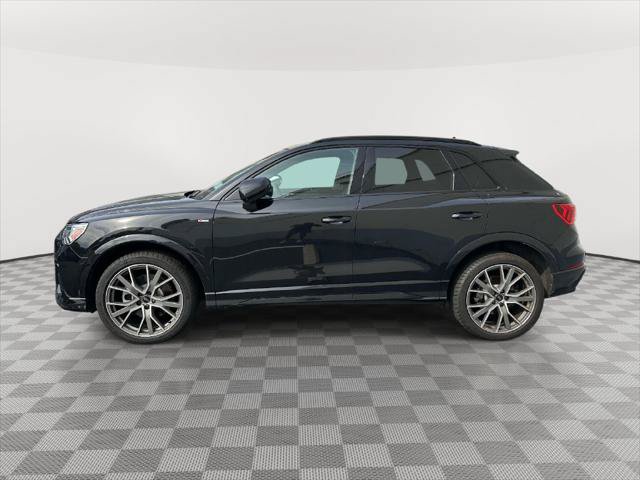 Used 2025 Audi Q3 2.0T Premium Plus w/ Premium Plus Package AWD/4WD image 4