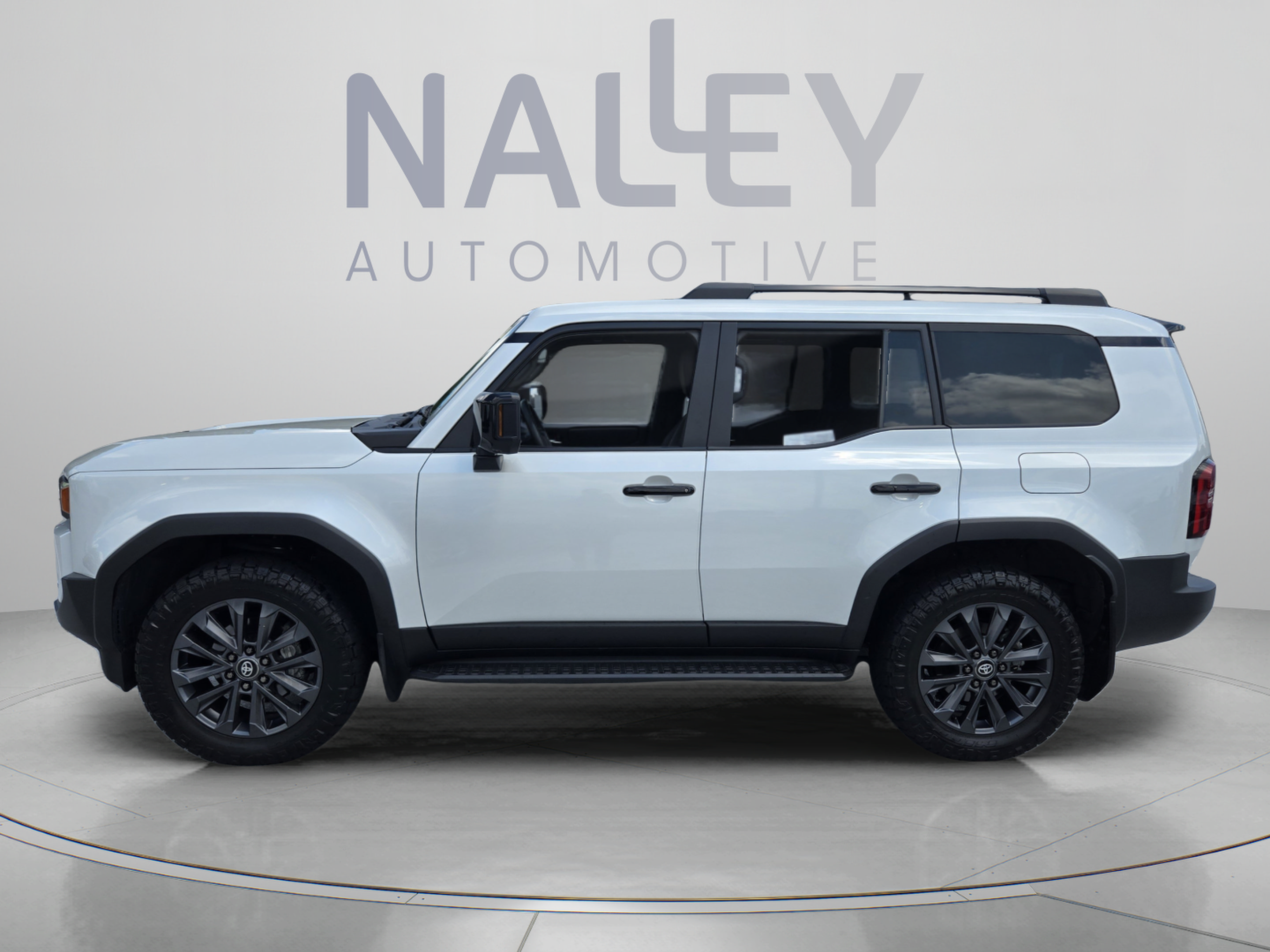 Used 2024 Toyota Land Cruiser AWD/4WD image 2