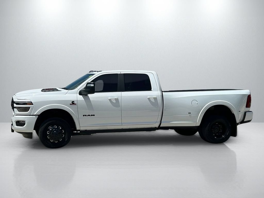 Used 2025 RAM 3500 Limited AWD/4WD image 8