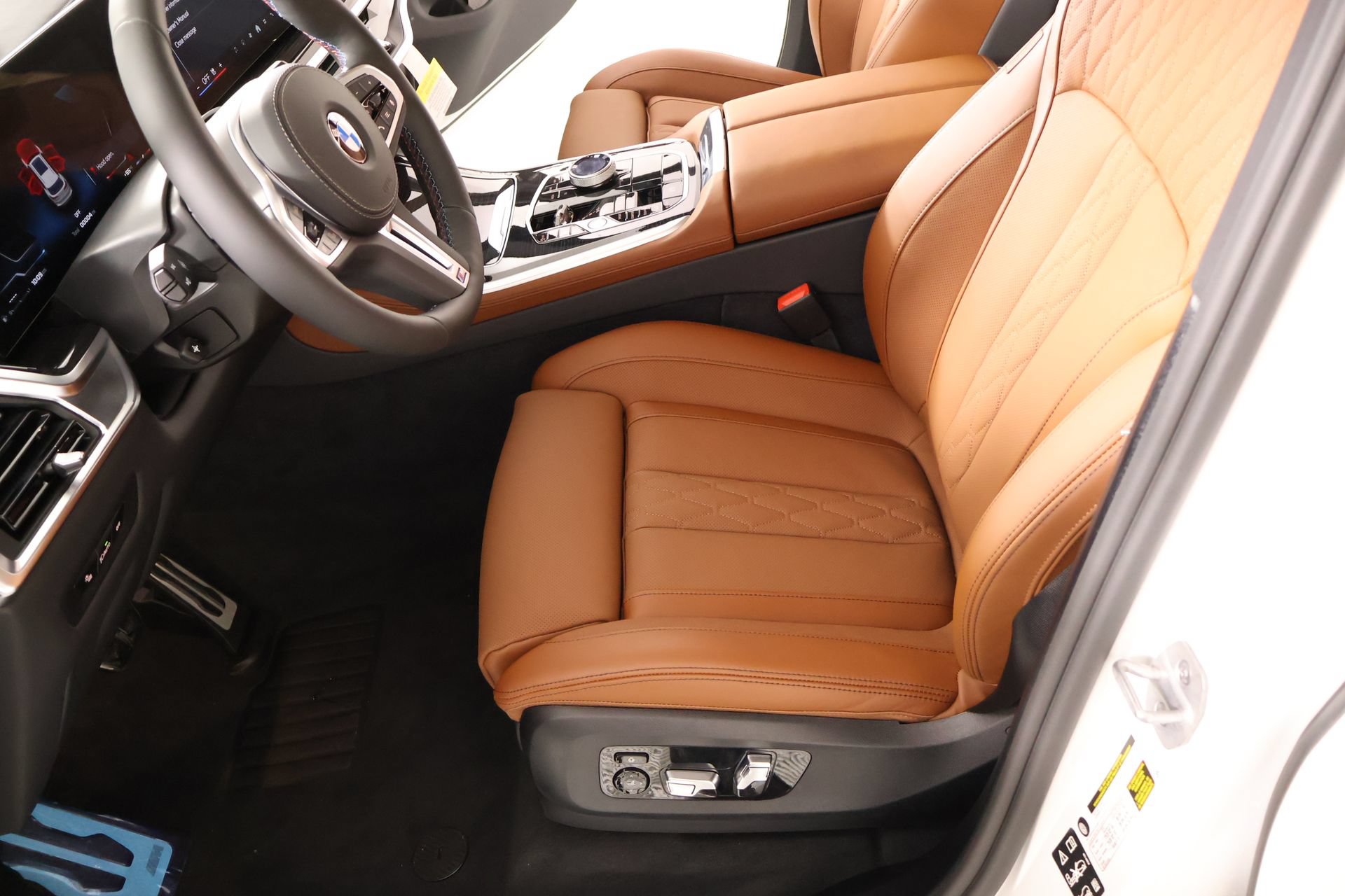 New 2026 BMW X5 M60i AWD/4WD image 11