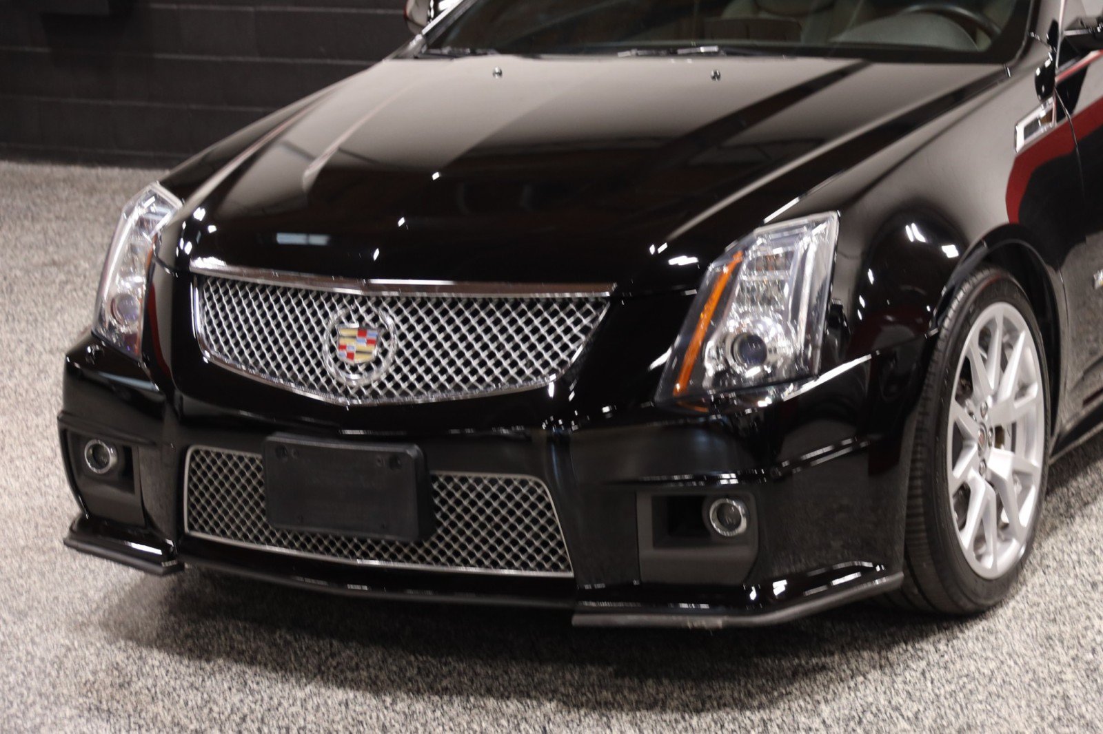 Used 2014 Cadillac CTS V w/ Wood Trim Package RWD image 13