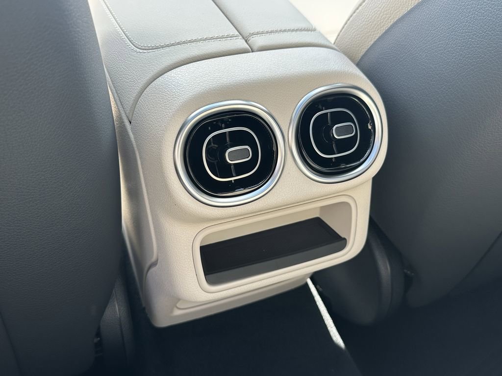 New 2026 Mercedes-Benz GLC 300 4MATIC image 26