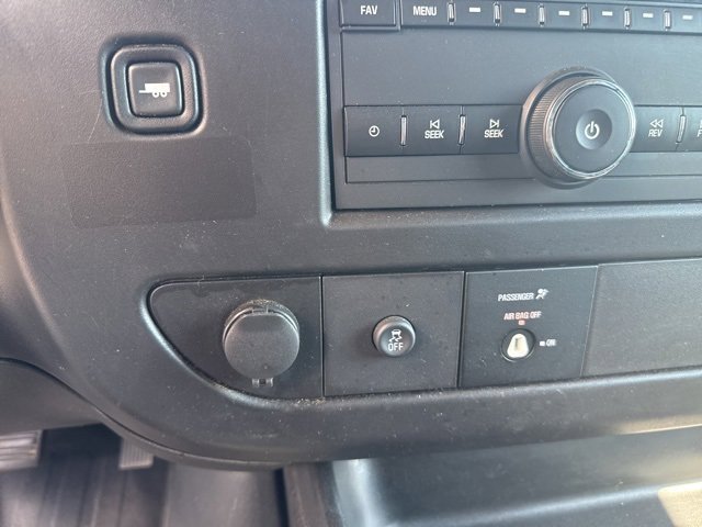 Used 2023 Chevrolet Express 2500 w/ Driver Convenience Package image 17
