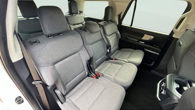 Certified 2025 Ford Expedition Active AWD/4WD image 21