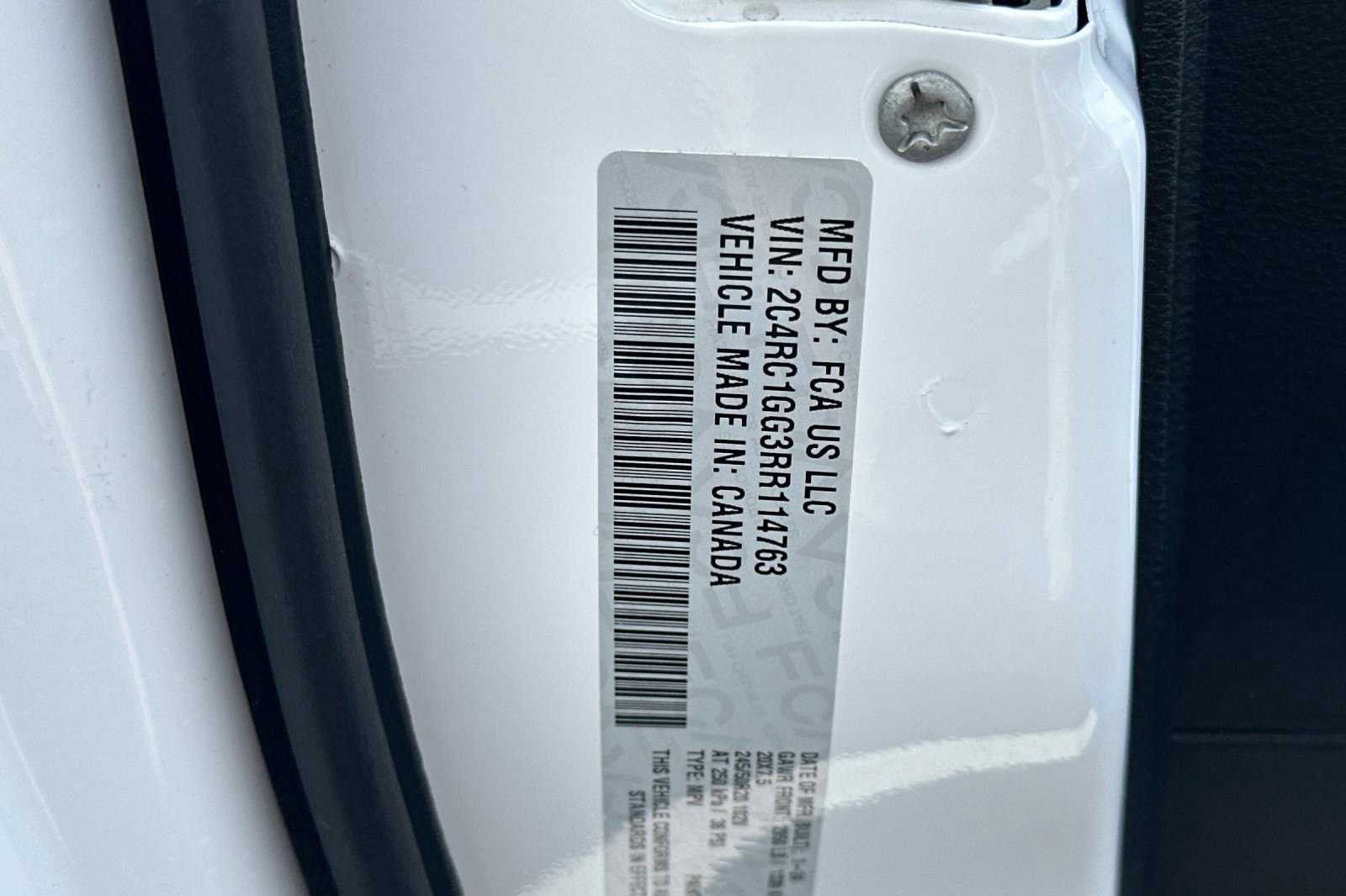 Used 2024 Chrysler Pacifica Limited w/ Uconnect Theater Family Group image 30