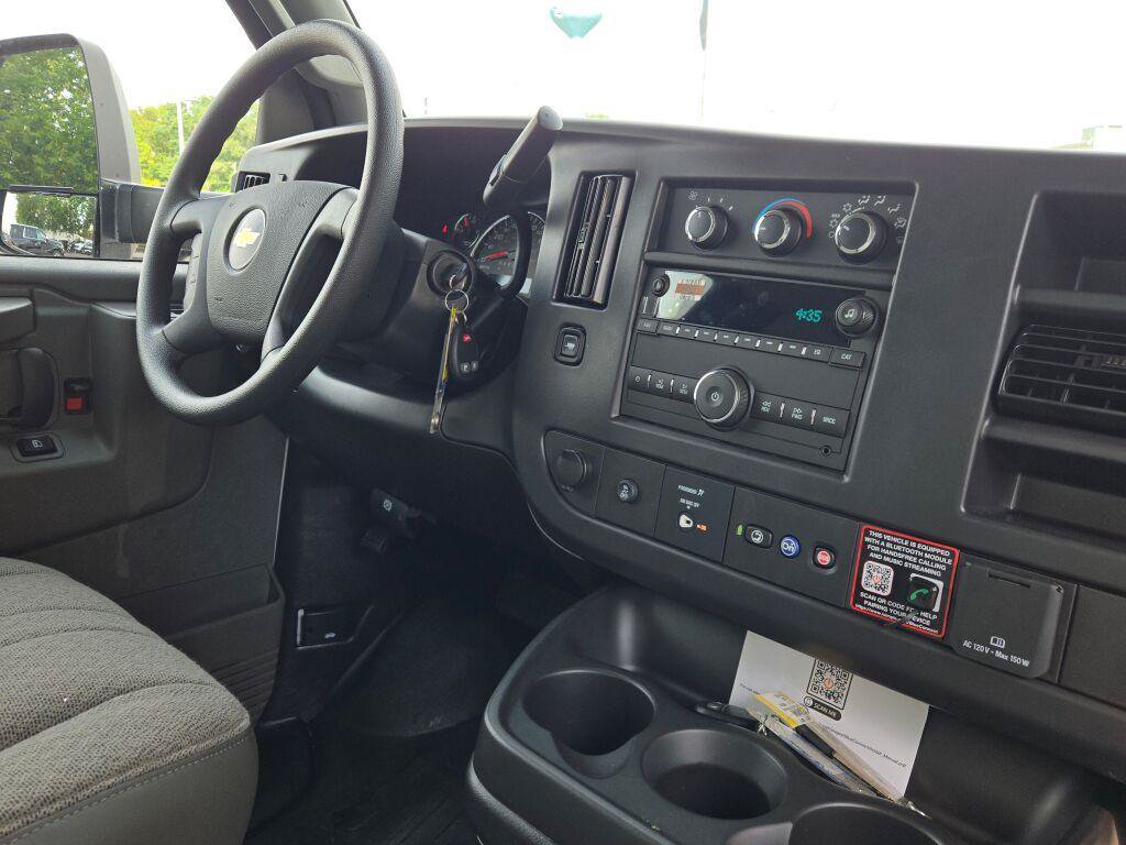 New 2026 Chevrolet Express 3500 w/ Power Convenience Package RWD image 14