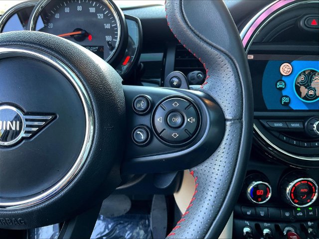 Used 2020 MINI Cooper S w/ Driver Assistance Package FWD image 14