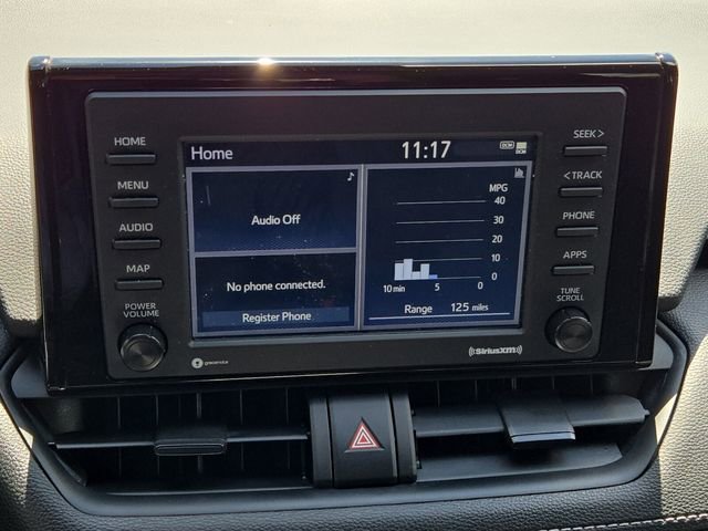 Used 2022 Toyota RAV4 LE FWD image 18