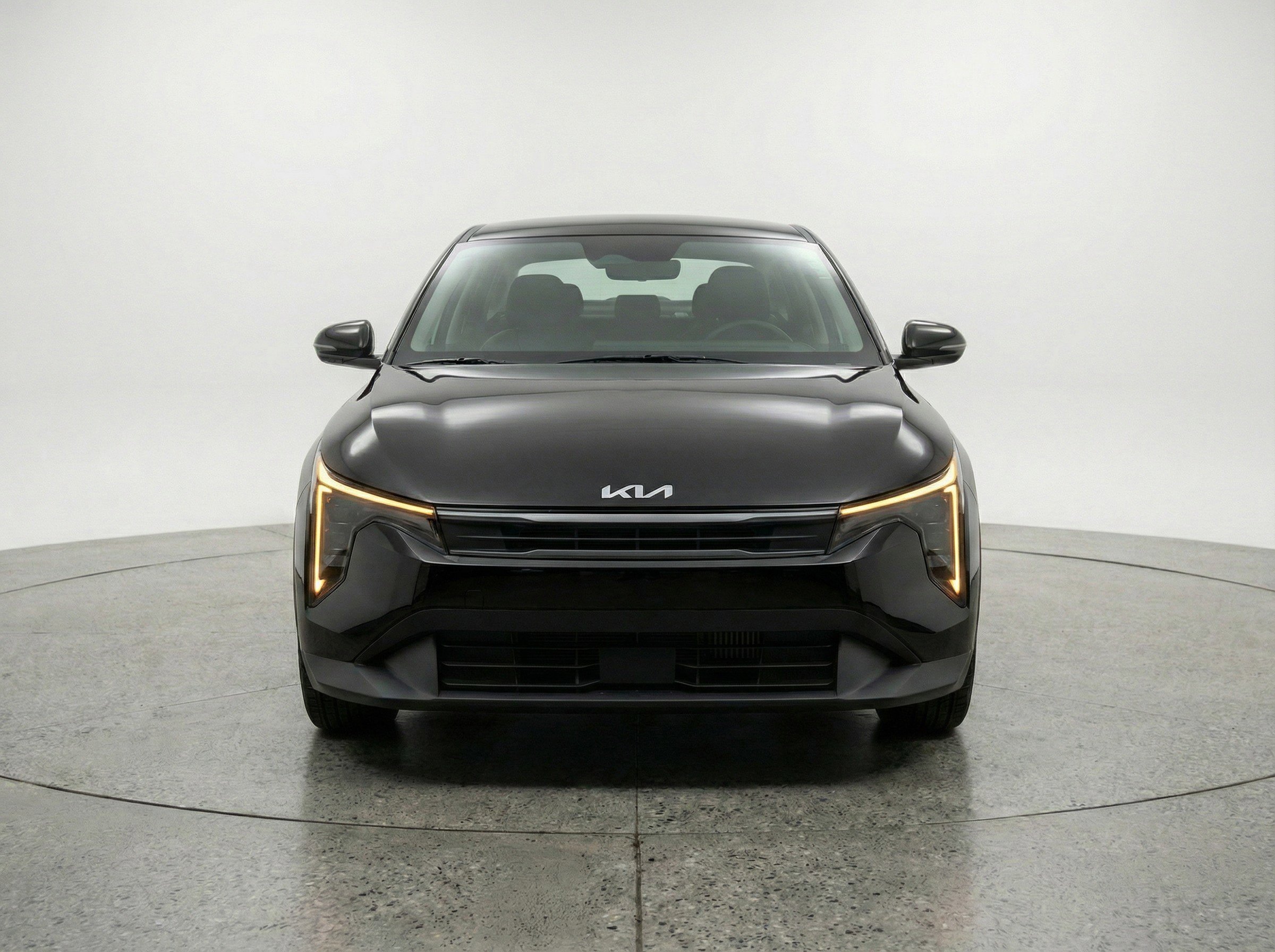 Used 2025 Kia K4 LXS FWD image 2