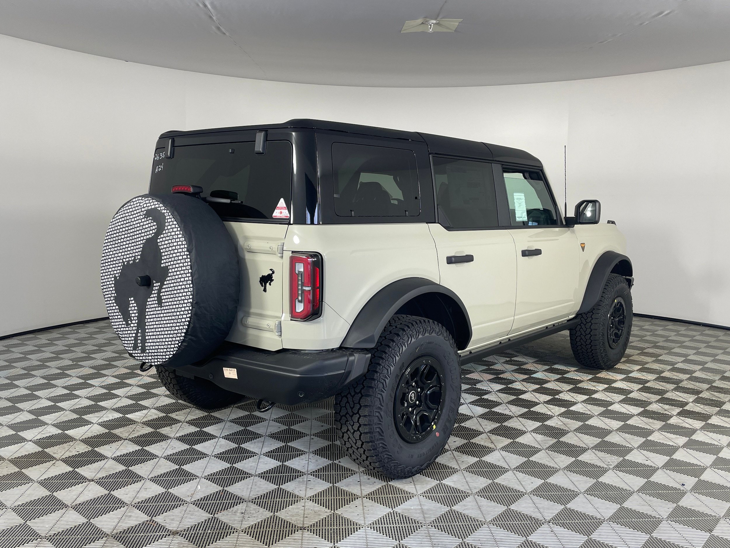New 2026 Ford Bronco Badlands w/ Wildtrak Package AWD/4WD image 20
