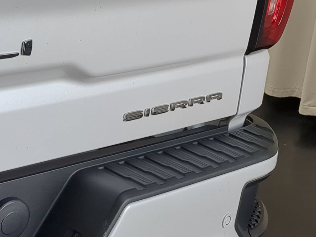 Used 2021 GMC Sierra 1500 Denali AWD/4WD image 16