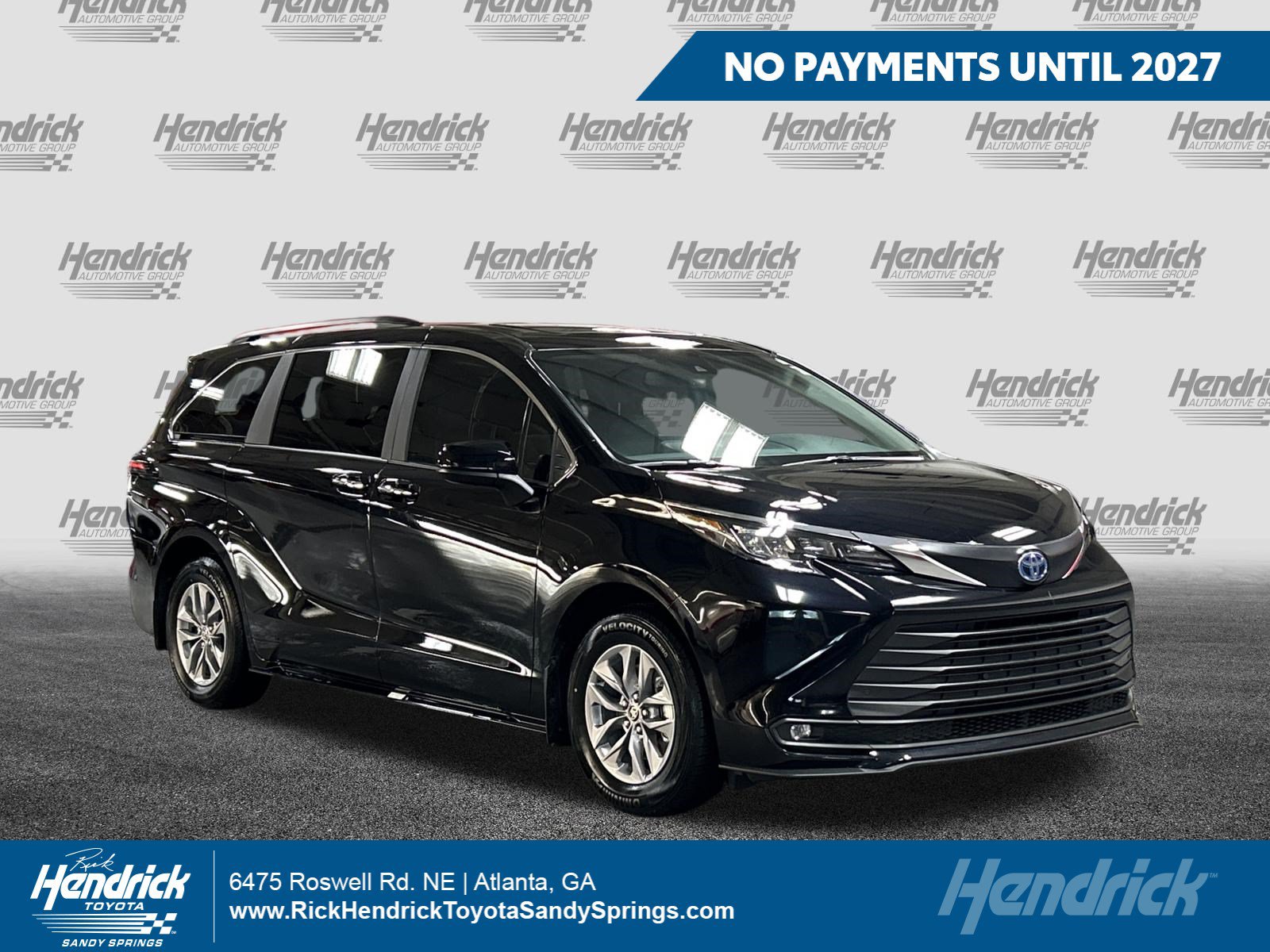 Certified 2025 Toyota Sienna XLE