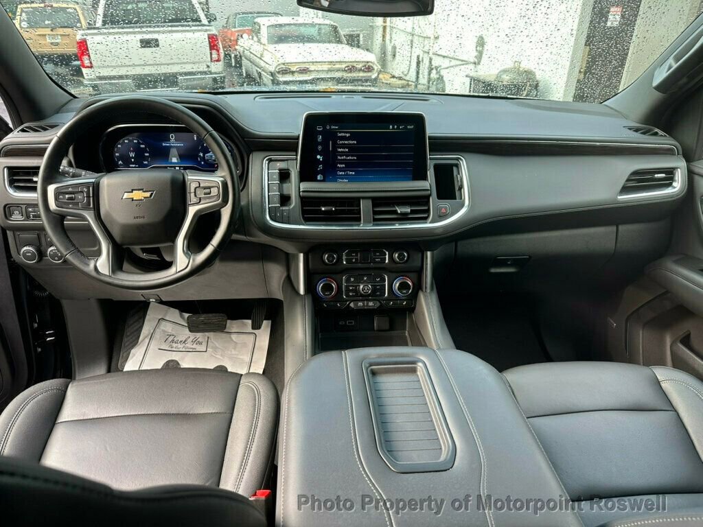 Used 2024 Chevrolet Suburban LT RWD image 25