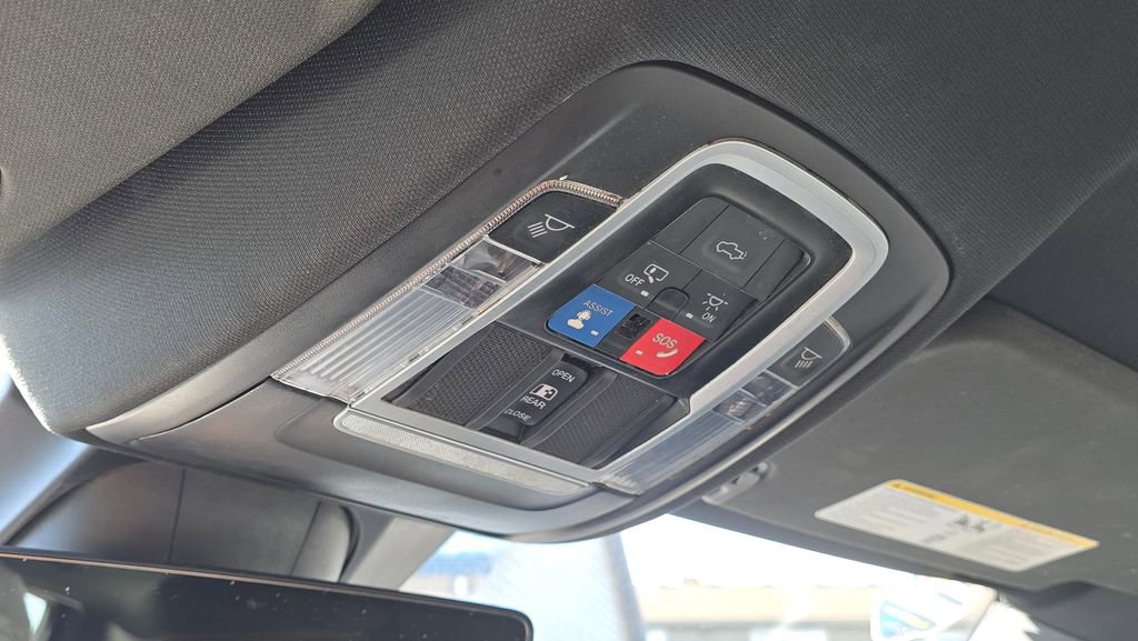 Used 2023 RAM 1500 Limited image 67