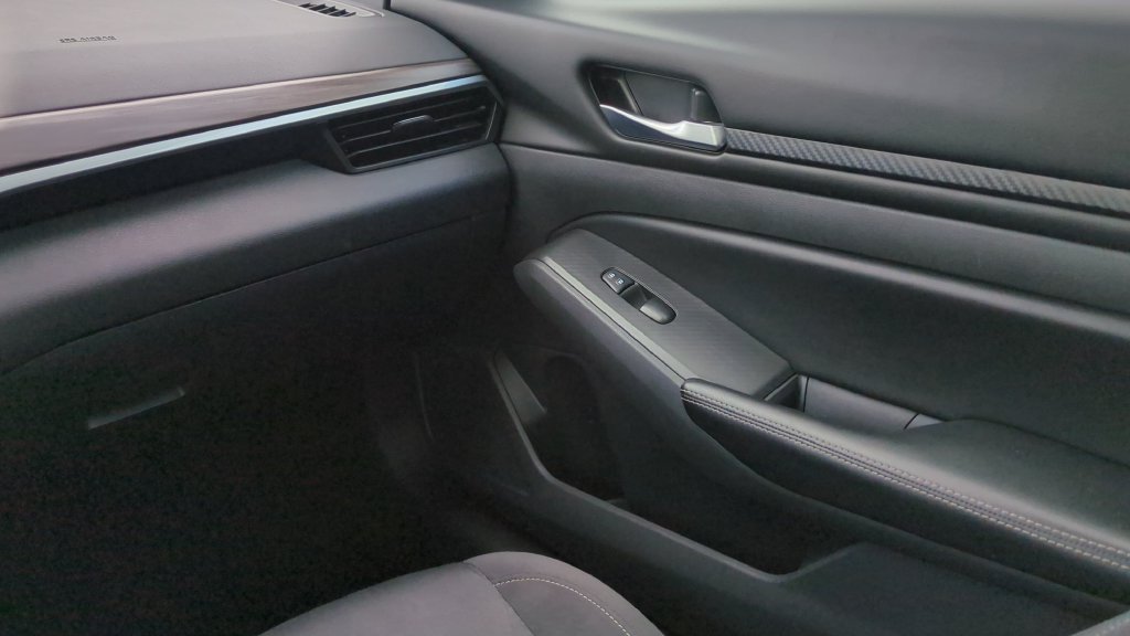 Certified 2025 Nissan Altima 2.5 SV FWD image 12