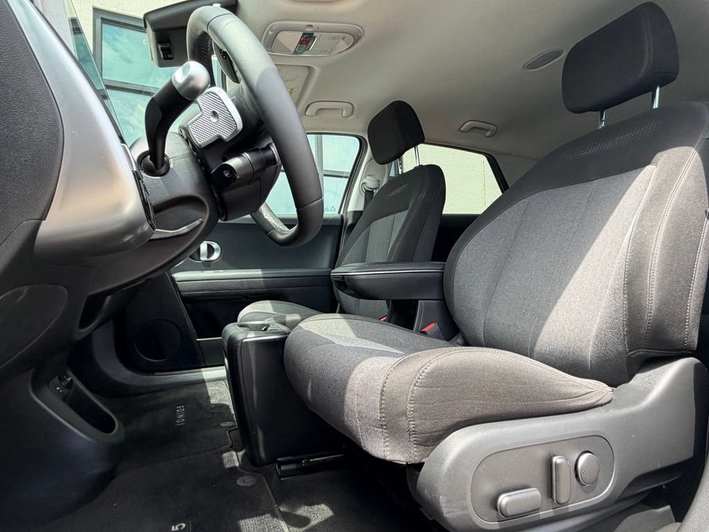 Used 2024 Hyundai Ioniq 5 SEL AWD/4WD image 6