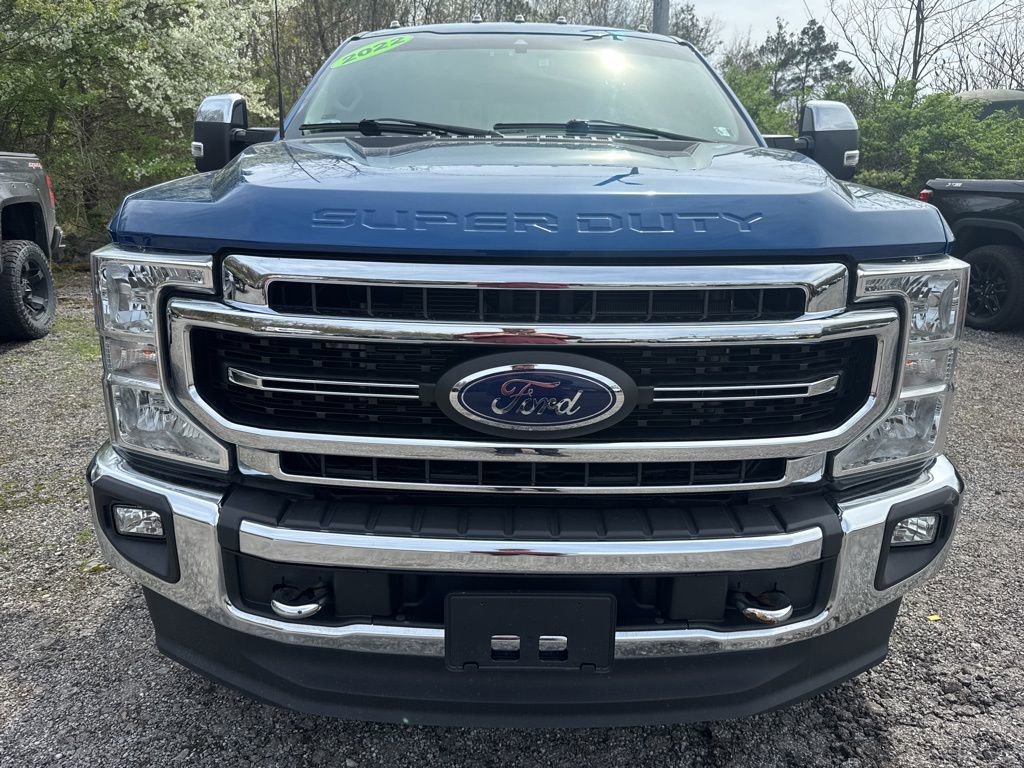 Used 2022 Ford F350 Lariat w/ Chrome Package image 2