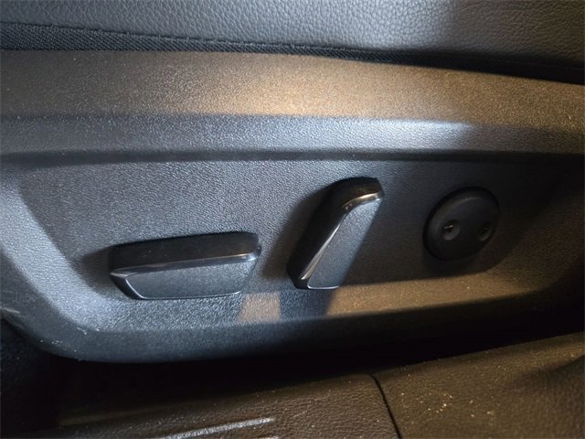 Used 2023 Nissan Rogue SL image 12