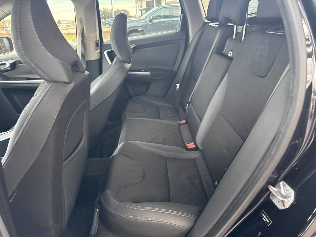 Used 2015 Volvo XC60 T5 FWD image 14