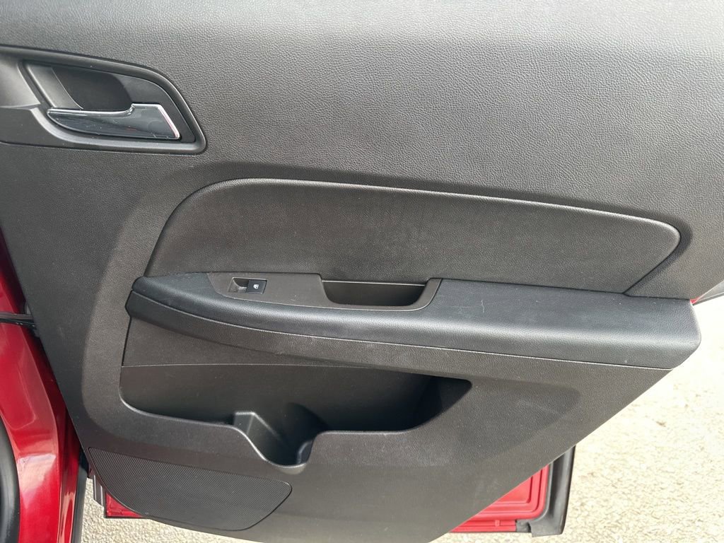 Used 2015 GMC Terrain SLE image 26