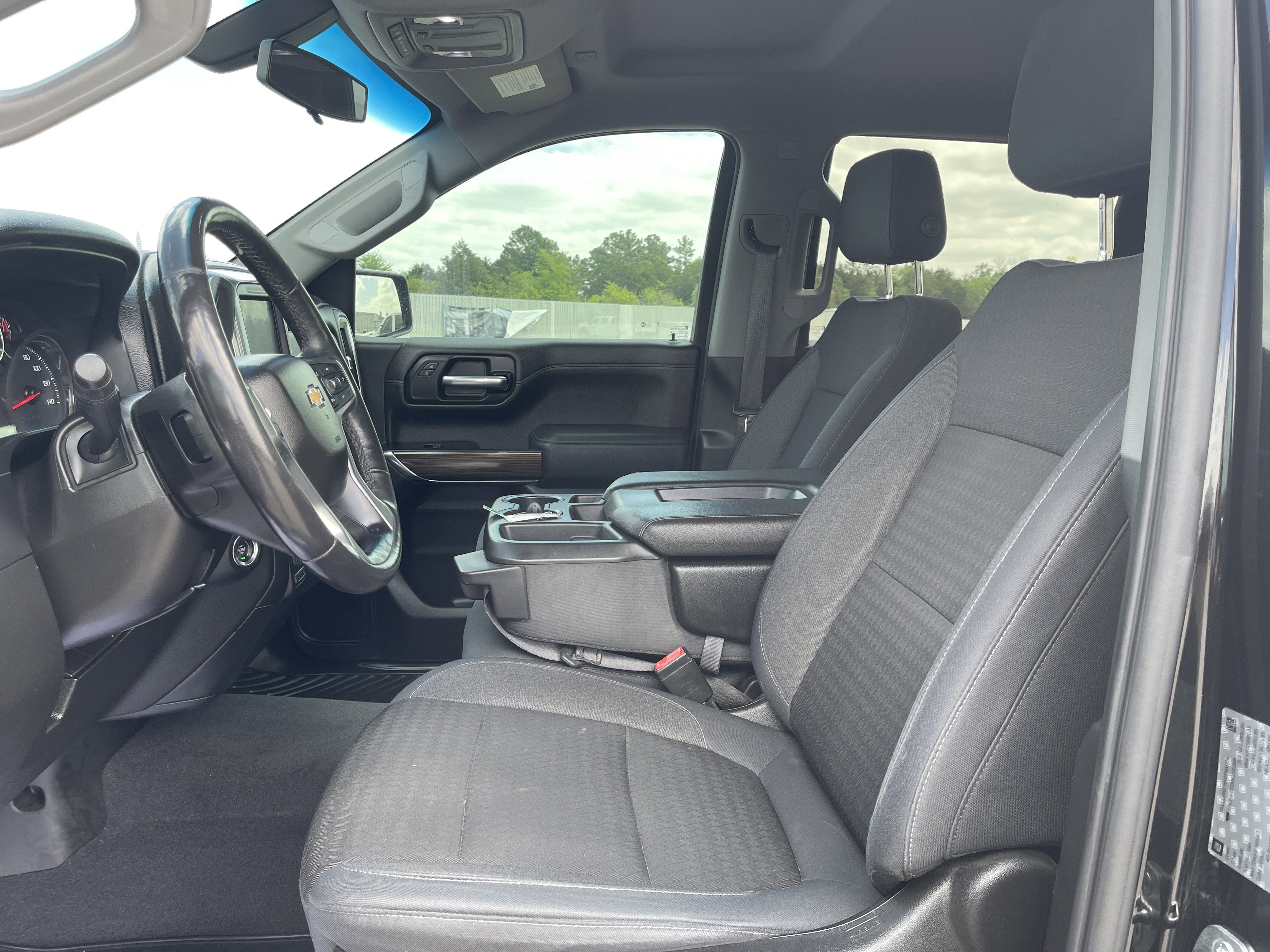 Used 2019 Chevrolet Silverado 1500 LT w/ Texas Edition image 34