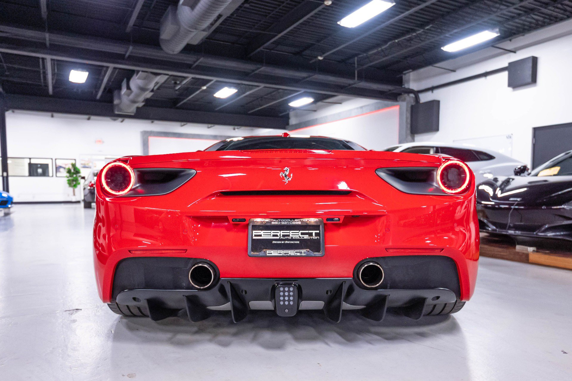 Used 2018 Ferrari 488 GTB RWD image 66