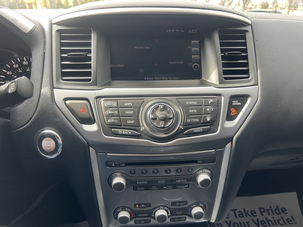 Used 2020 Nissan Pathfinder SL AWD/4WD image 23