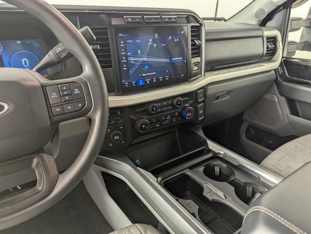 Used 2023 Ford F250 XLT w/ XLT Premium Package AWD/4WD image 14