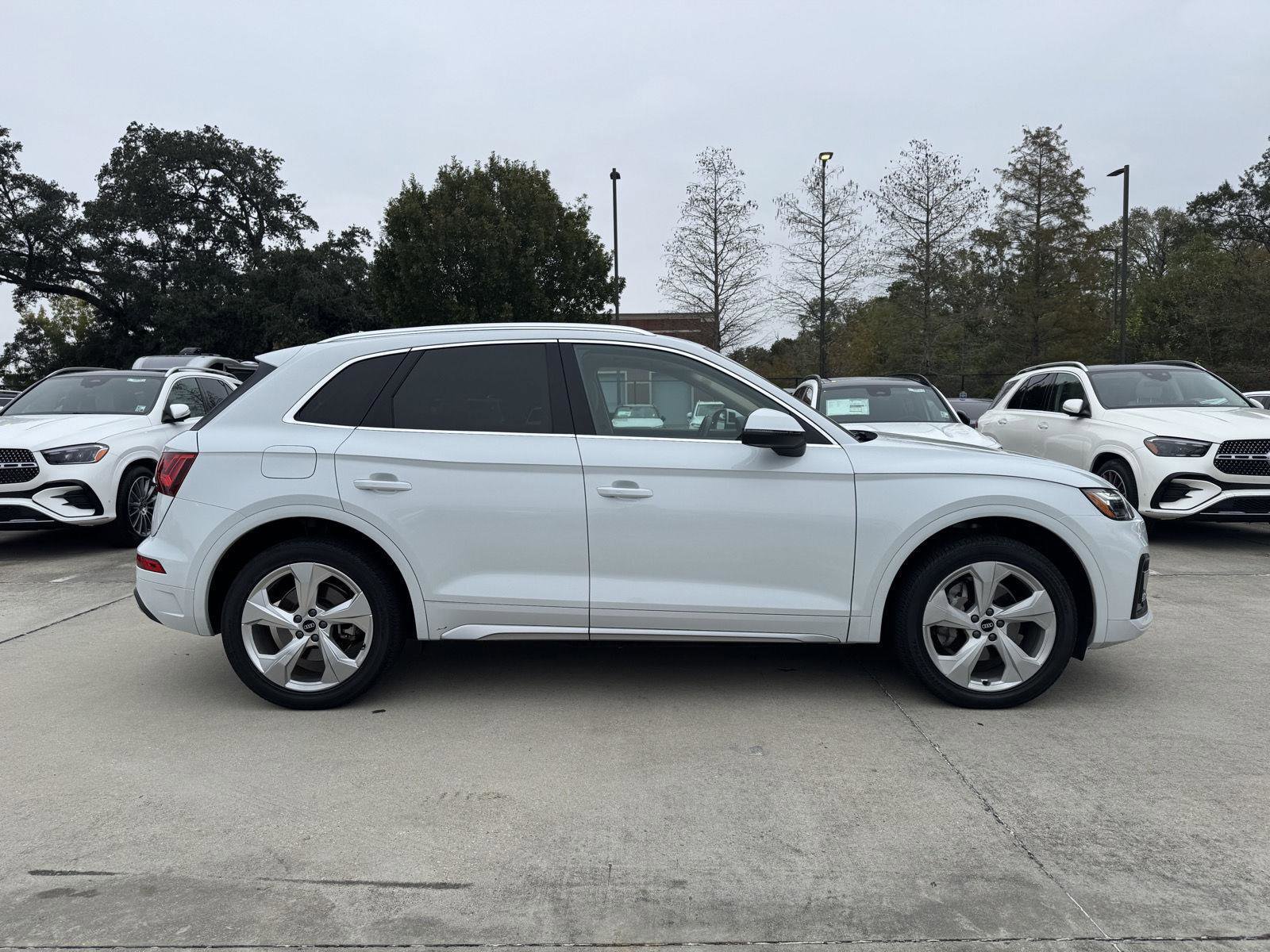 Used 2021 Audi Q5 Premium Plus image 27