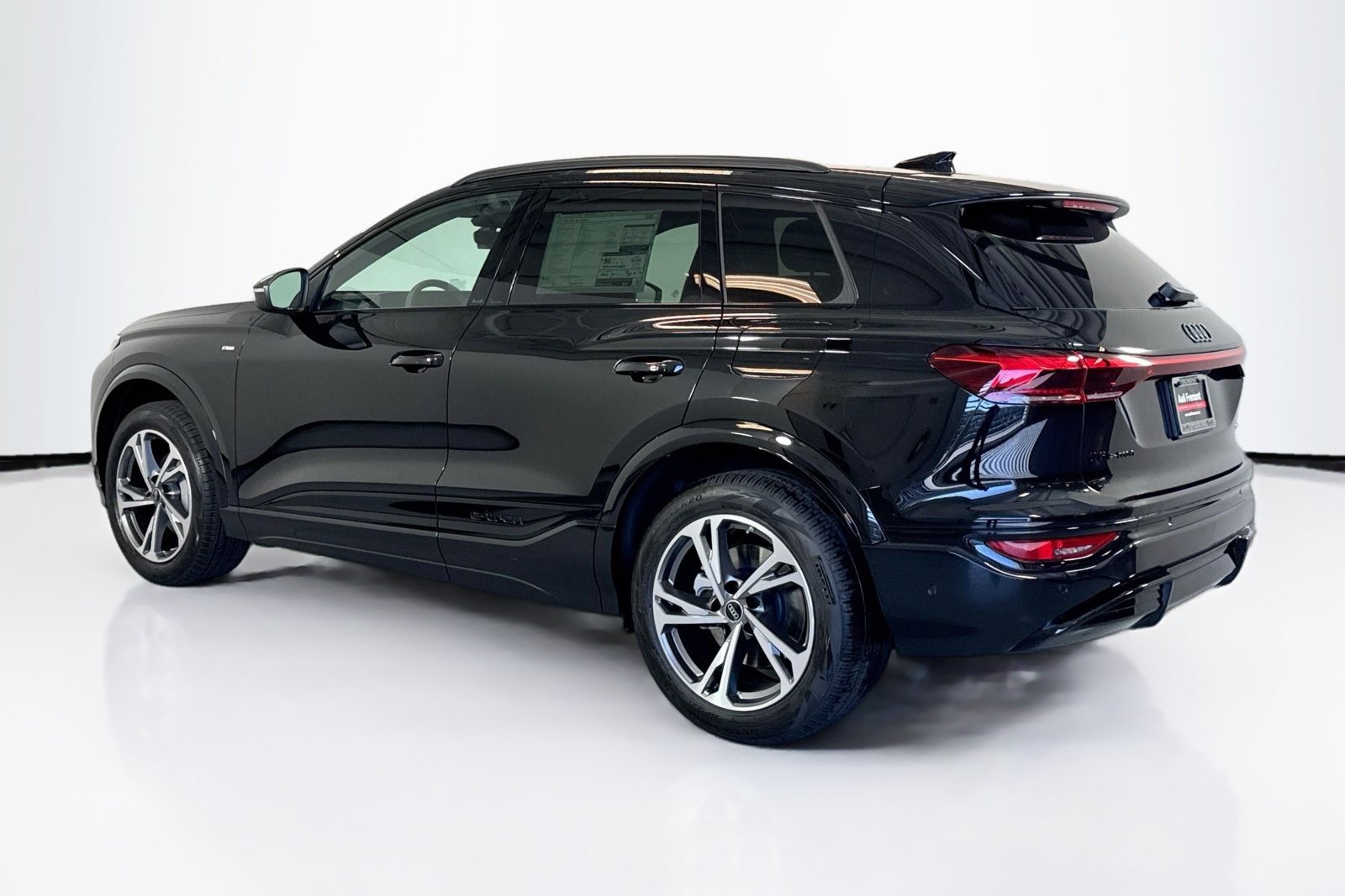 New 2027 Audi Q6 e-tron Premium Plus AWD/4WD image 7