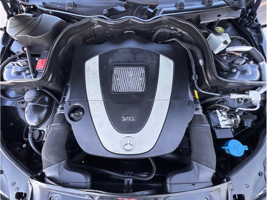 Used 2011 Mercedes-Benz C 300 4MATIC Sedan image 28