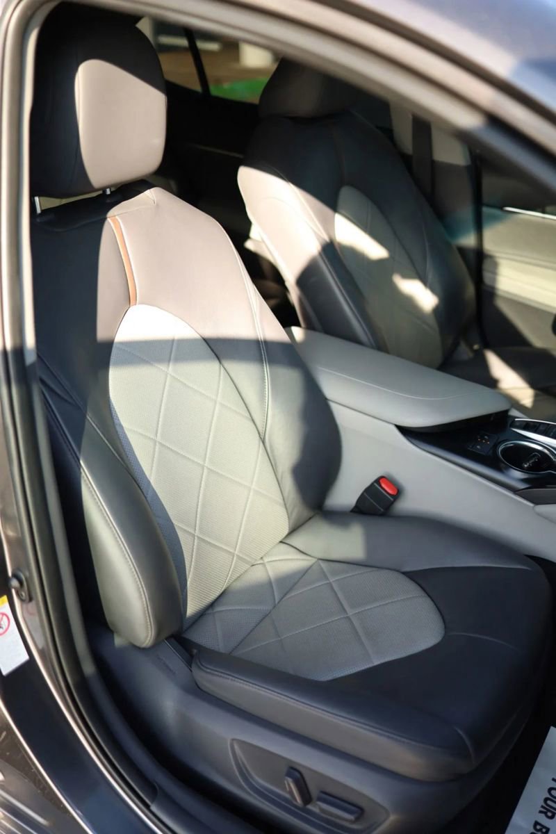Used 2018 Toyota Camry XLE w/ Driver Assist Package FWD image 55