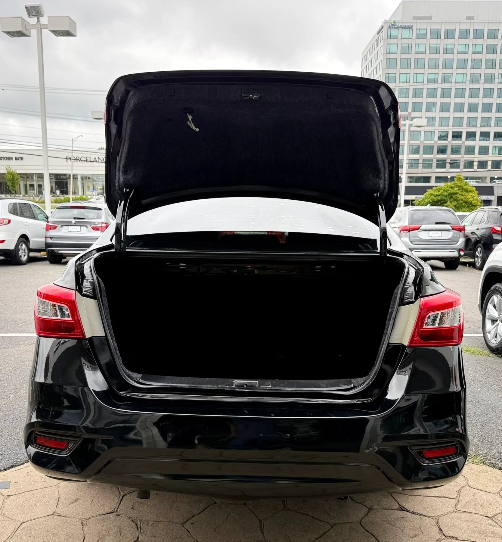 Used 2019 Nissan Sentra SV FWD image 36