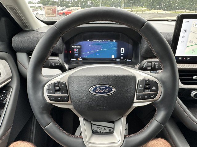 Used 2025 Ford Explorer Active w/ Active Comfort Package image 17