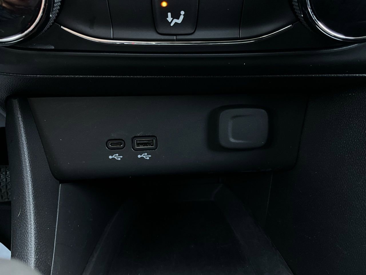 Used 2025 Buick Encore GX Preferred image 24