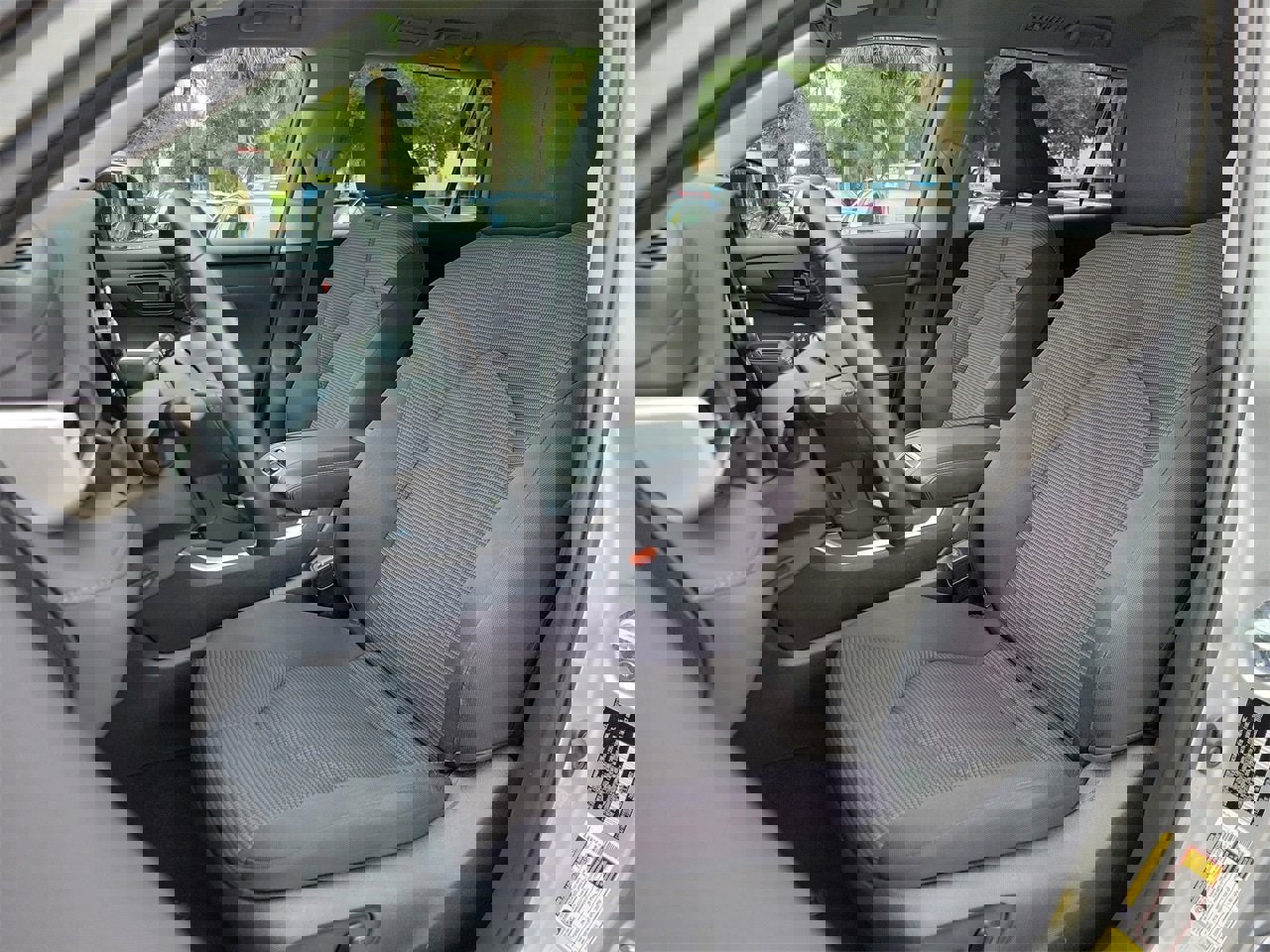 Used 2023 Toyota Highlander LE image 17