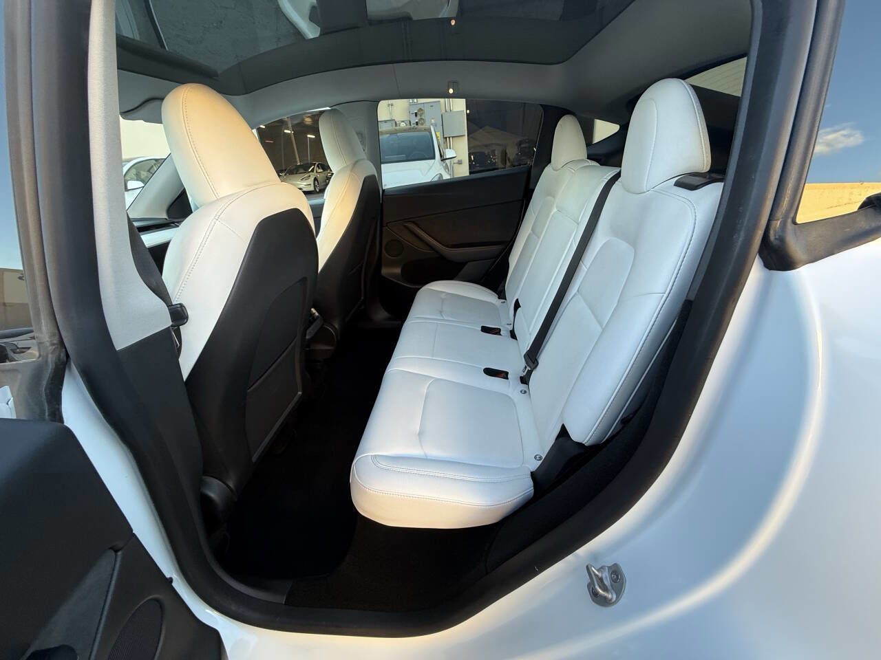 Used 2023 Tesla Model Y Performance image 26