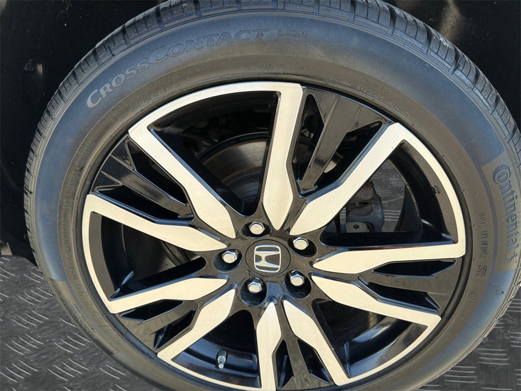 Used 2020 Honda Pilot Touring image 22