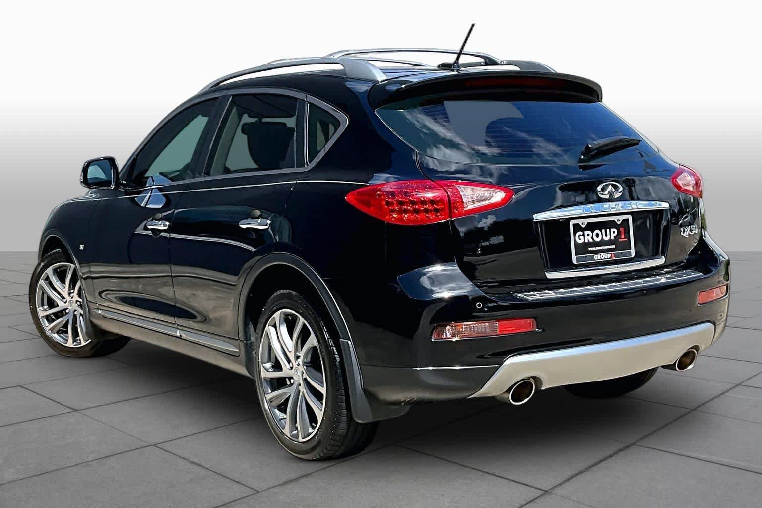 Used 2017 INFINITI QX50 2WD w/ Technology Package image 12