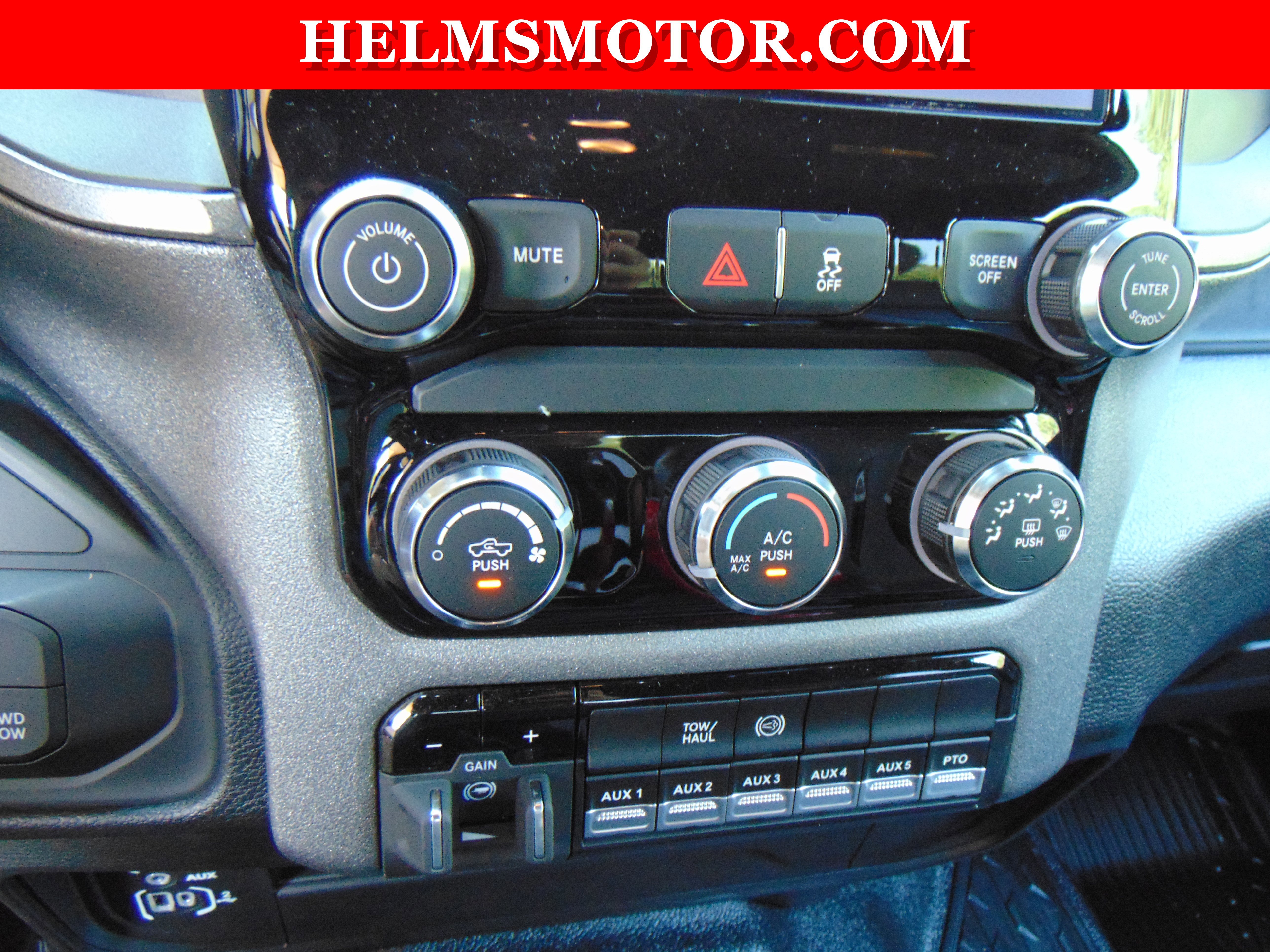 New 2026 RAM 3500 Tradesman image 25