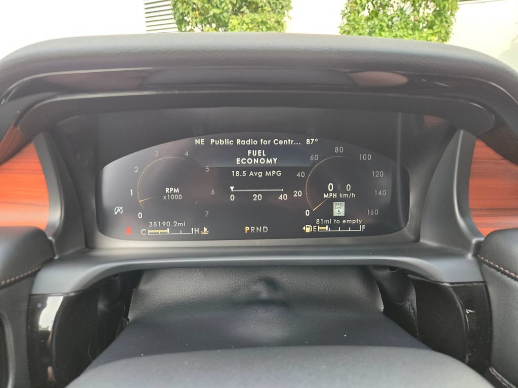 Used 2024 Lincoln Aviator Reserve AWD/4WD image 45