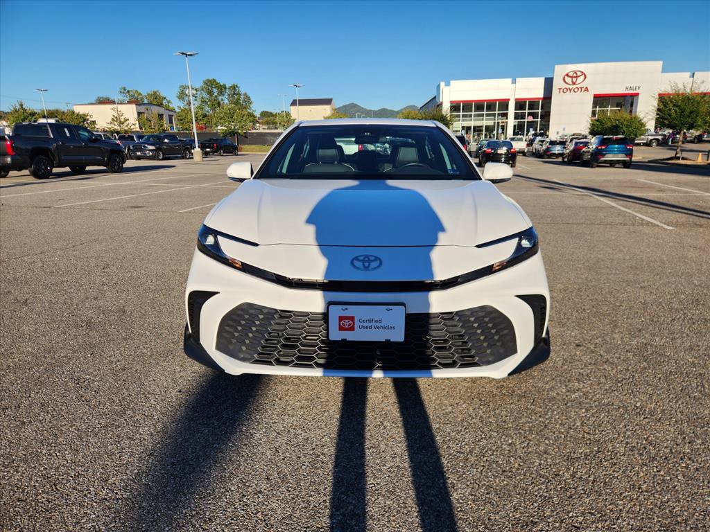 Certified 2025 Toyota Camry SE FWD image 10