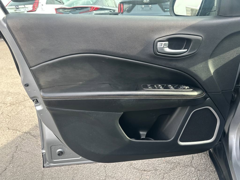 Used 2021 Jeep Compass Latitude w/ Convenience Group image 5