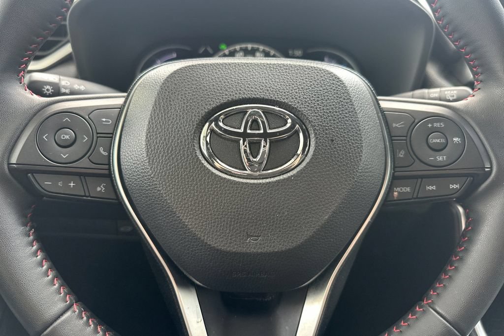 Used 2025 Toyota RAV4 SE AWD/4WD image 23